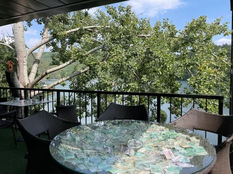 Restoran Plaža pogled na jezero